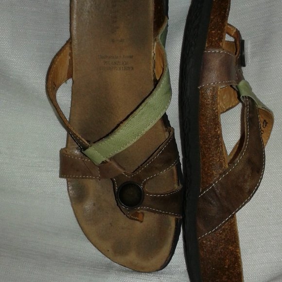 Think! Sandals - Picture 3 of 10